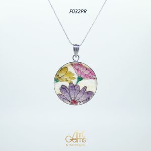 GemsArt Pendant : Fancy Daisy, Flower of Love Collection 30 mm.